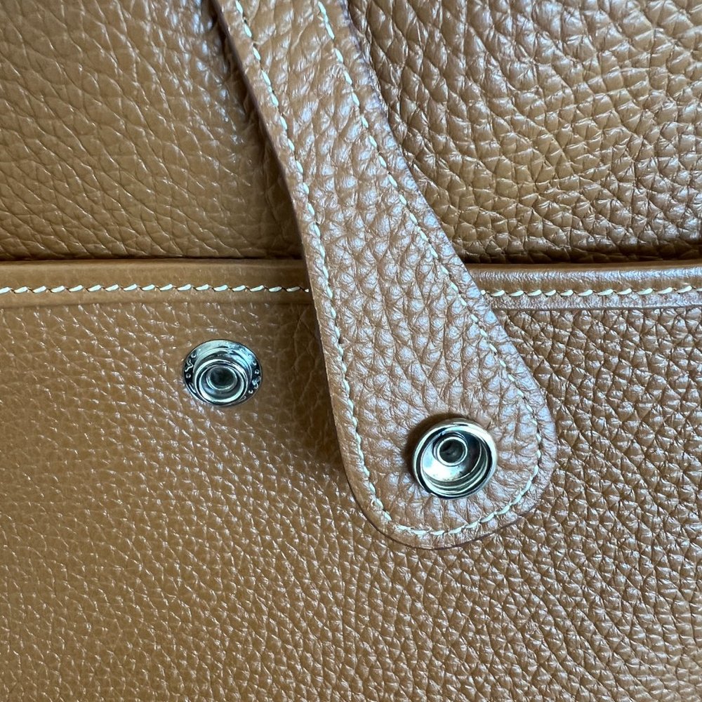 Evelyne III PM Gold Clemence Bag w/ Silver Hardware - Picture 14 of 16